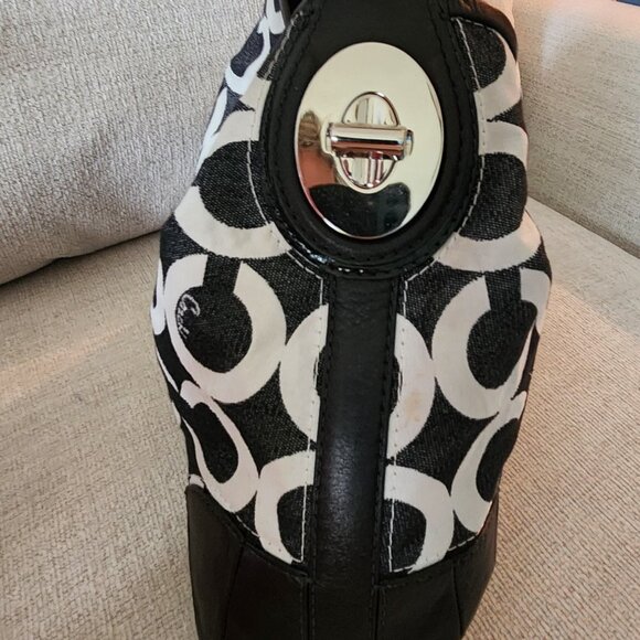 Euc Coach Peyton Op Art Black Hobo Shoulder Bag Purse - Picture 9 of 14